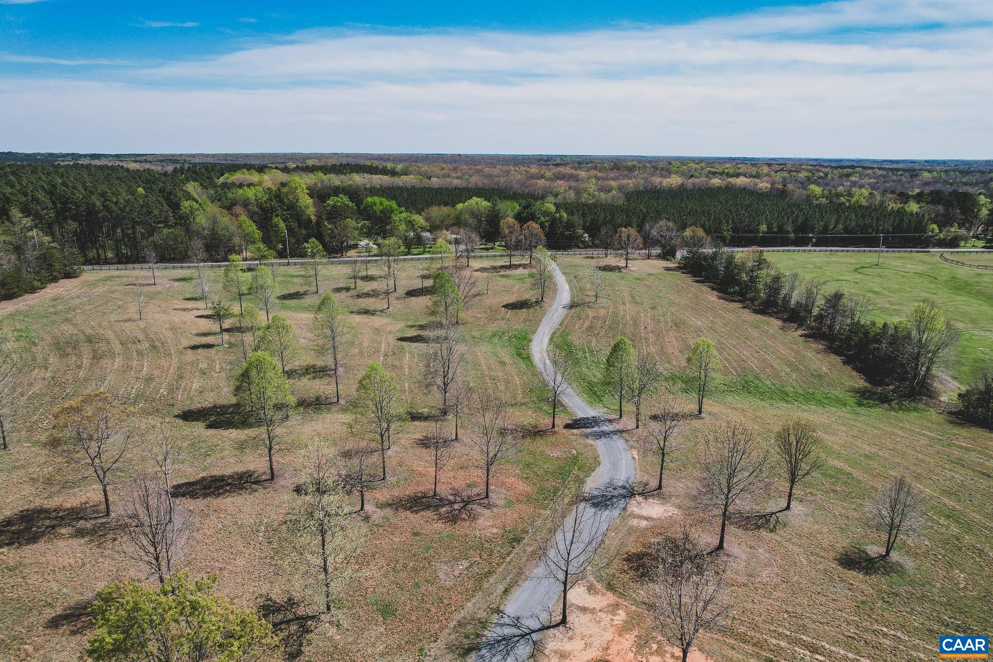 6518 JEFFERSON MILL RD, SCOTTSVILLE, Virginia 24590, 5 Bedrooms Bedrooms, ,3 BathroomsBathrooms,Residential,14,6518 JEFFERSON MILL RD,675957 MLS # 675957