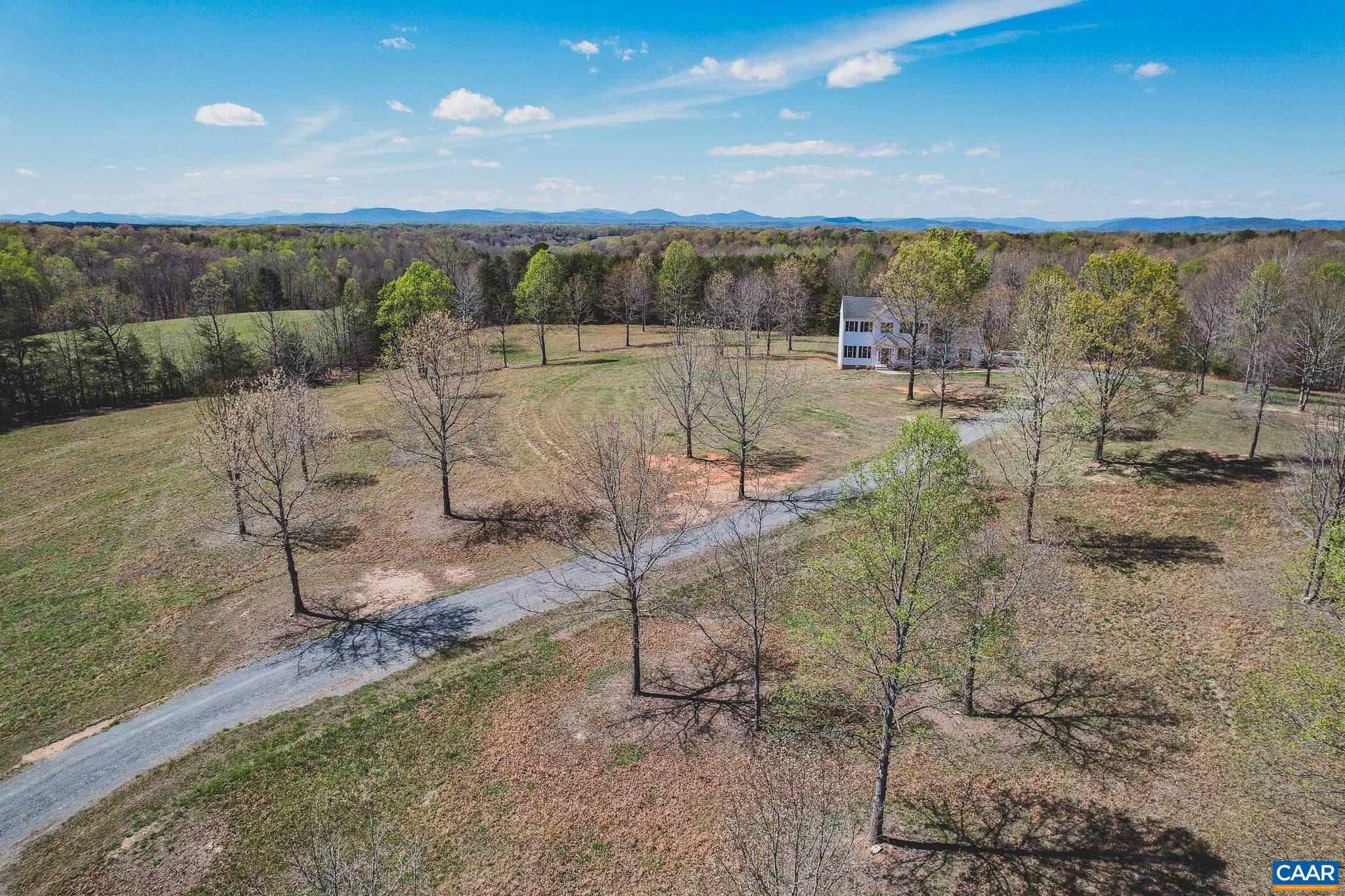 6518 JEFFERSON MILL RD, SCOTTSVILLE, Virginia 24590, 5 Bedrooms Bedrooms, ,3 BathroomsBathrooms,Residential,14,6518 JEFFERSON MILL RD,675957 MLS # 675957