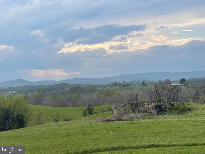 9078 MAIDSTONE RD, DELAPLANE, Virginia, 2 Bedrooms Bedrooms, ,1 BathroomBathrooms,Residential,14,9078 MAIDSTONE RD,VAFQ2021600 MLS # VAFQ2021600