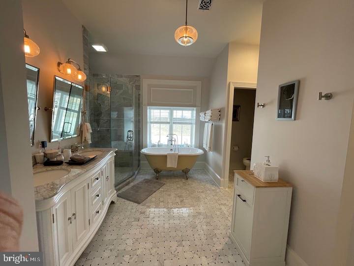 9078 MAIDSTONE RD, DELAPLANE, Virginia, 2 Bedrooms Bedrooms, ,1 BathroomBathrooms,Residential,14,9078 MAIDSTONE RD,VAFQ2021600 MLS # VAFQ2021600