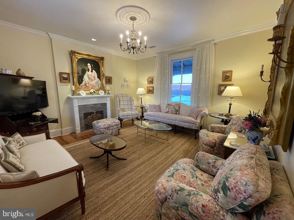 9078 MAIDSTONE RD, DELAPLANE, Virginia, 2 Bedrooms Bedrooms, ,1 BathroomBathrooms,Residential,14,9078 MAIDSTONE RD,VAFQ2021600 MLS # VAFQ2021600