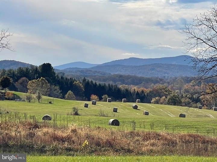 9078 MAIDSTONE RD, DELAPLANE, Virginia, 2 Bedrooms Bedrooms, ,1 BathroomBathrooms,Residential,14,9078 MAIDSTONE RD,VAFQ2021600 MLS # VAFQ2021600