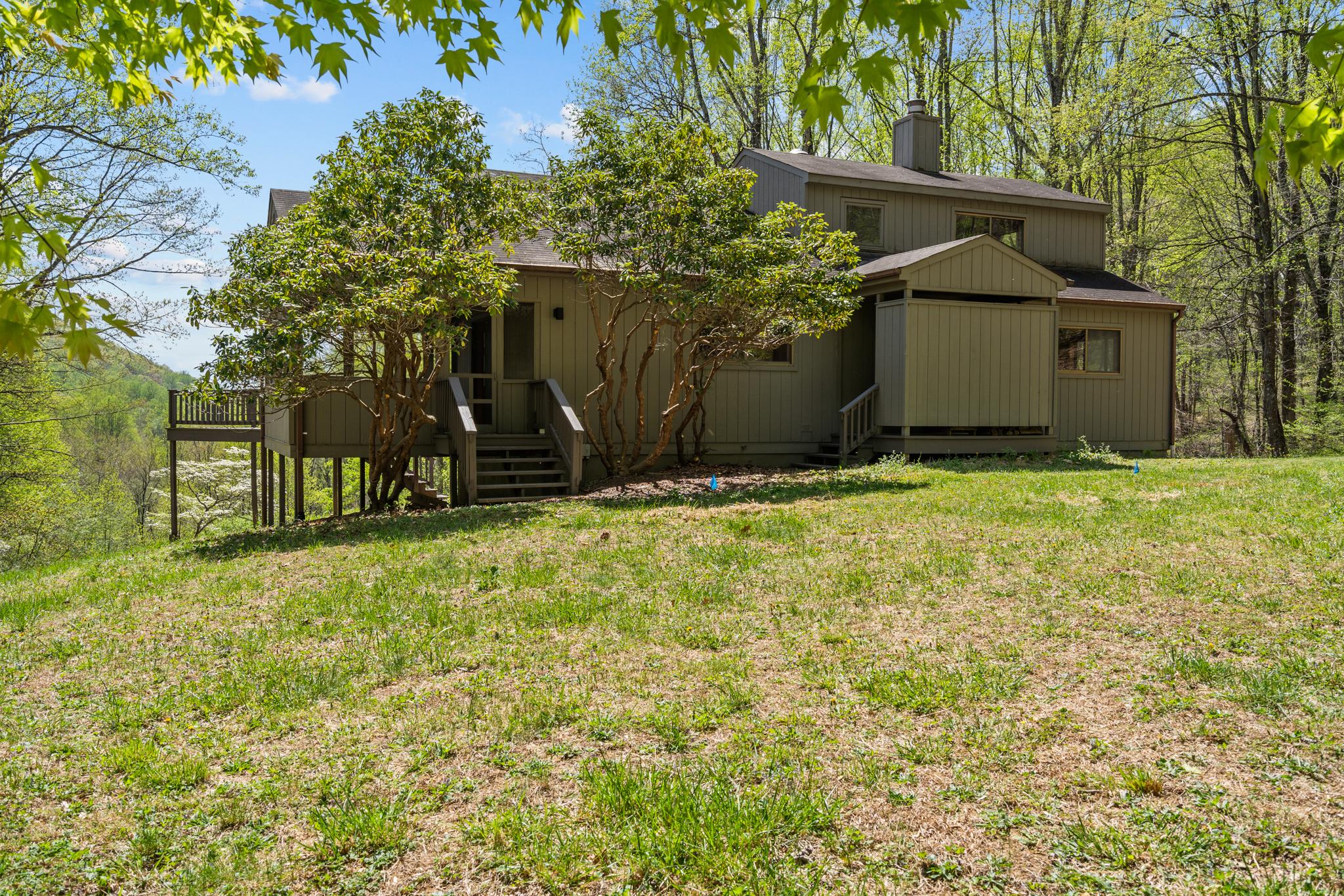 815 GID BROWN HOLLOW RD, WASHINGTON, Virginia, 3 Bedrooms Bedrooms, ,2 BathroomsBathrooms,Residential,14,815 GID BROWN HOLLOW RD,VARP2002582 MLS # VARP2002582