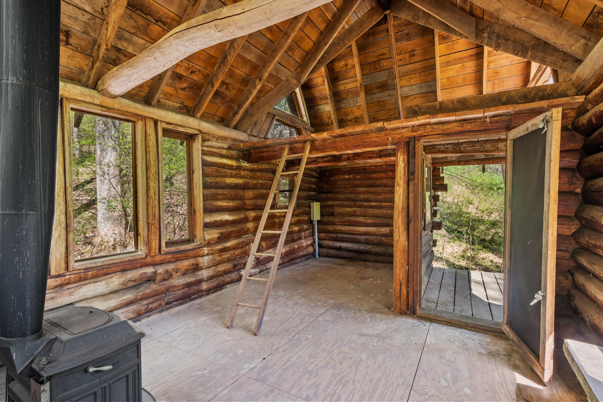 815 GID BROWN HOLLOW RD, WASHINGTON, Virginia, 3 Bedrooms Bedrooms, ,2 BathroomsBathrooms,Residential,14,815 GID BROWN HOLLOW RD,VARP2002582 MLS # VARP2002582