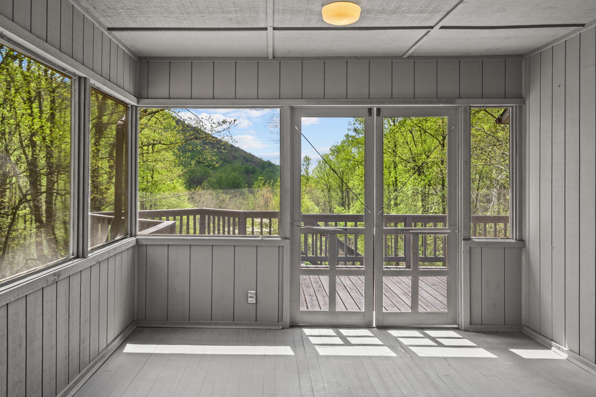 815 GID BROWN HOLLOW RD, WASHINGTON, Virginia, 3 Bedrooms Bedrooms, ,2 BathroomsBathrooms,Residential,14,815 GID BROWN HOLLOW RD,VARP2002582 MLS # VARP2002582