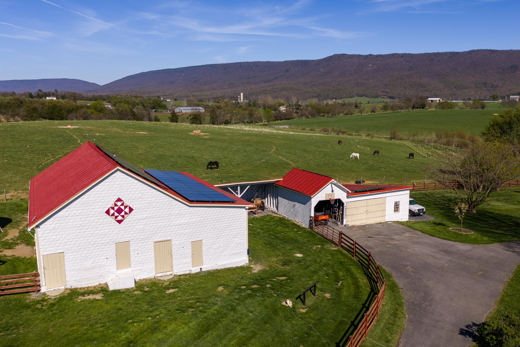 235 FAIRVIEW CHURCH RD, TIMBERVILLE, Virginia 22853, 3 Bedrooms Bedrooms, ,2 BathroomsBathrooms,Residential,14,235 FAIRVIEW CHURCH RD,675689 MLS # 675689