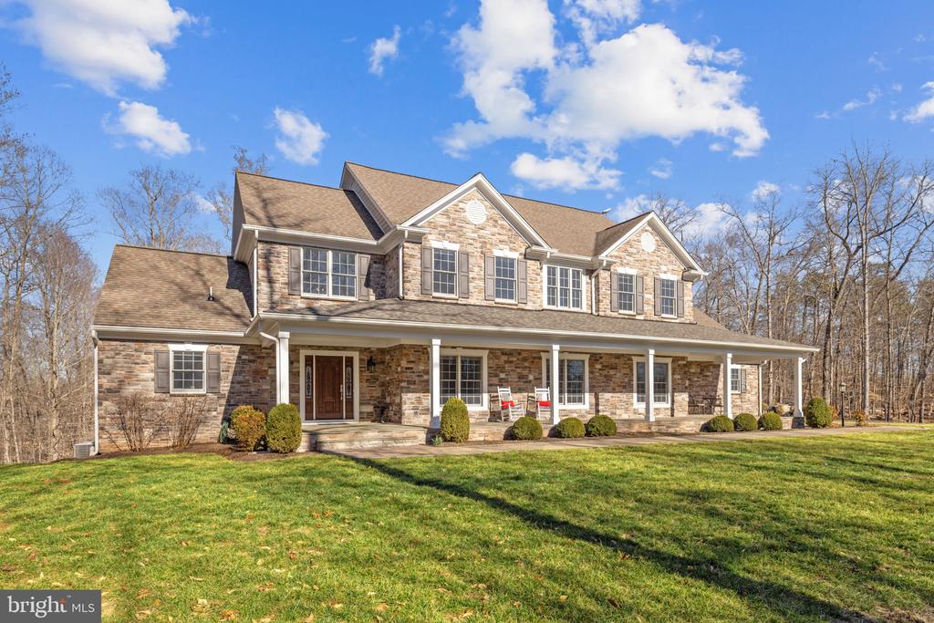 8485 ROGUES RD, WARRENTON, Virginia 20187, 4 Bedrooms Bedrooms, ,4 BathroomsBathrooms,Residential,14,8485 ROGUES RD,VAFQ2021674 MLS # VAFQ2021674
