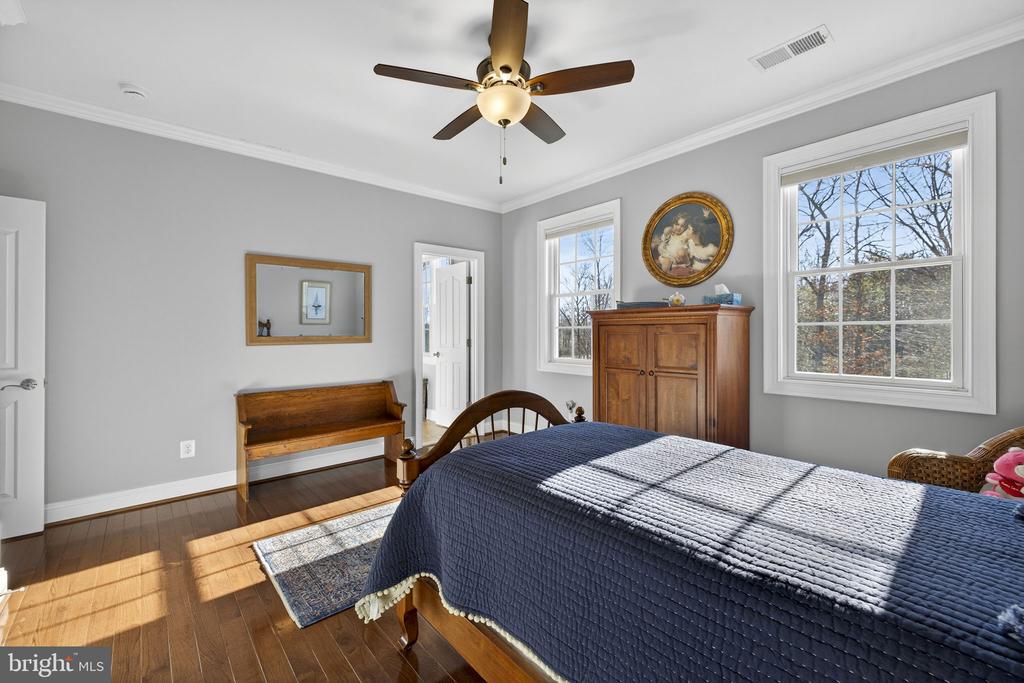 8485 ROGUES RD, WARRENTON, Virginia 20187, 4 Bedrooms Bedrooms, ,4 BathroomsBathrooms,Residential,14,8485 ROGUES RD,VAFQ2021674 MLS # VAFQ2021674