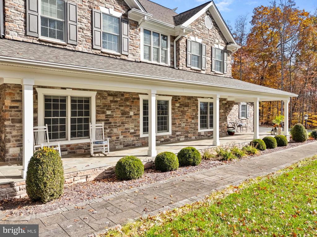 8485 ROGUES RD, WARRENTON, Virginia 20187, 4 Bedrooms Bedrooms, ,4 BathroomsBathrooms,Residential,14,8485 ROGUES RD,VAFQ2021674 MLS # VAFQ2021674