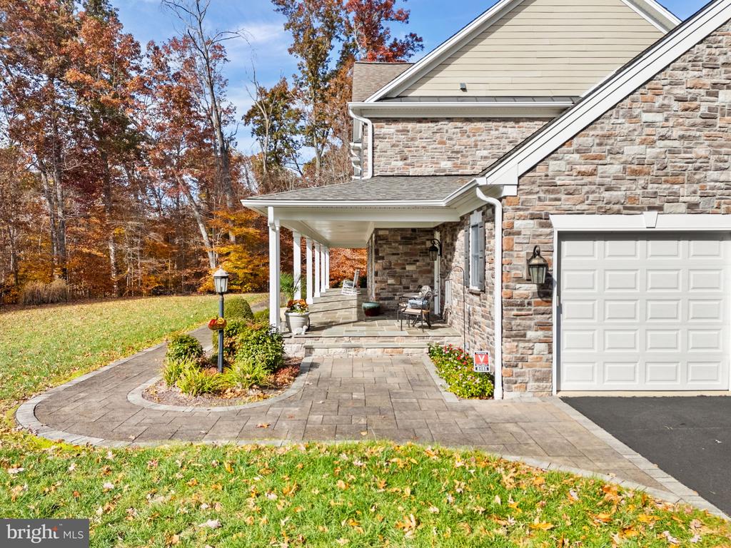 8485 ROGUES RD, WARRENTON, Virginia 20187, 4 Bedrooms Bedrooms, ,4 BathroomsBathrooms,Residential,14,8485 ROGUES RD,VAFQ2021674 MLS # VAFQ2021674