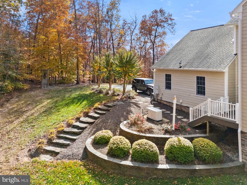 8485 ROGUES RD, WARRENTON, Virginia 20187, 4 Bedrooms Bedrooms, ,4 BathroomsBathrooms,Residential,14,8485 ROGUES RD,VAFQ2021674 MLS # VAFQ2021674