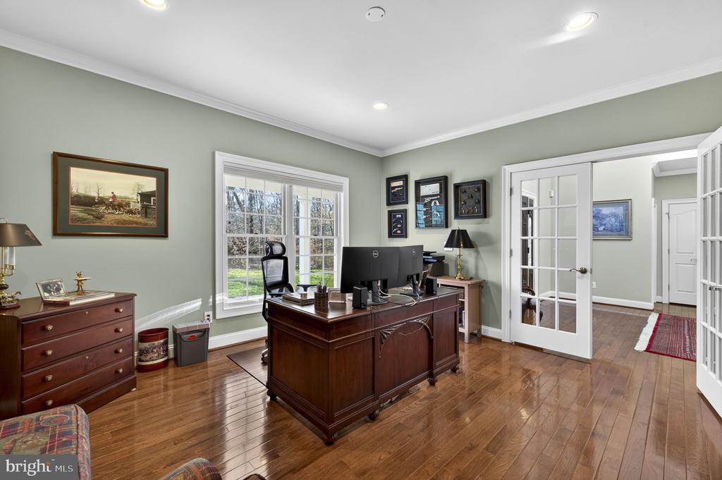 8485 ROGUES RD, WARRENTON, Virginia 20187, 4 Bedrooms Bedrooms, ,4 BathroomsBathrooms,Residential,14,8485 ROGUES RD,VAFQ2021674 MLS # VAFQ2021674