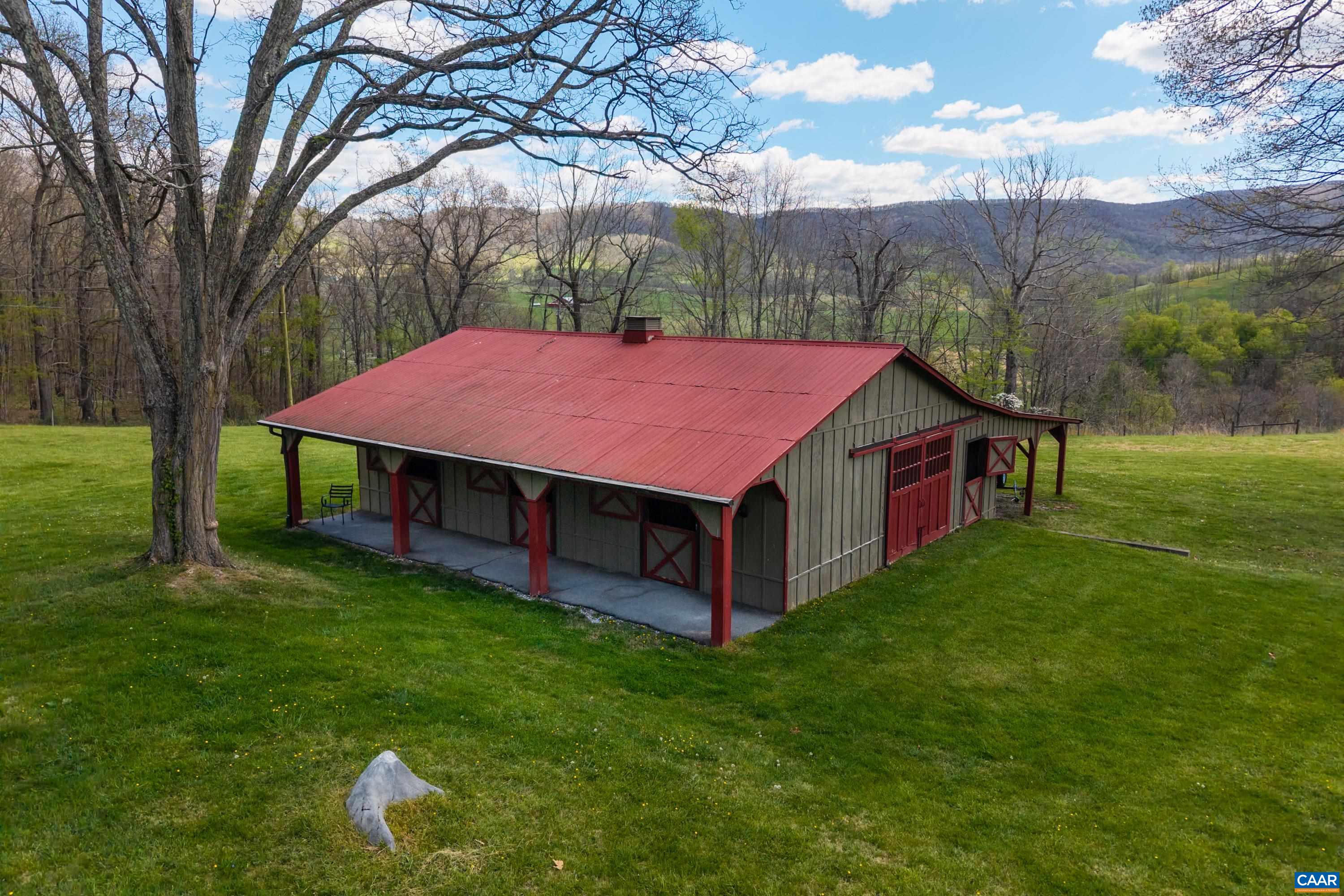 5614 HOT SPRINGS RD, HOT SPRINGS, Virginia 24445, 6 Bedrooms Bedrooms, ,4 BathroomsBathrooms,Residential,14,5614 HOT SPRINGS RD,676133 MLS # 676133