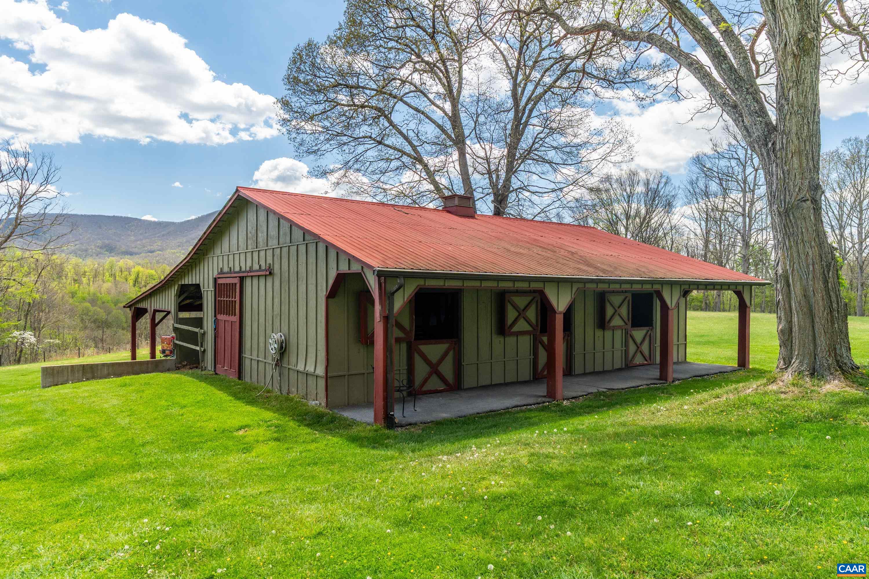 5614 HOT SPRINGS RD, HOT SPRINGS, Virginia 24445, 6 Bedrooms Bedrooms, ,4 BathroomsBathrooms,Residential,14,5614 HOT SPRINGS RD,676133 MLS # 676133