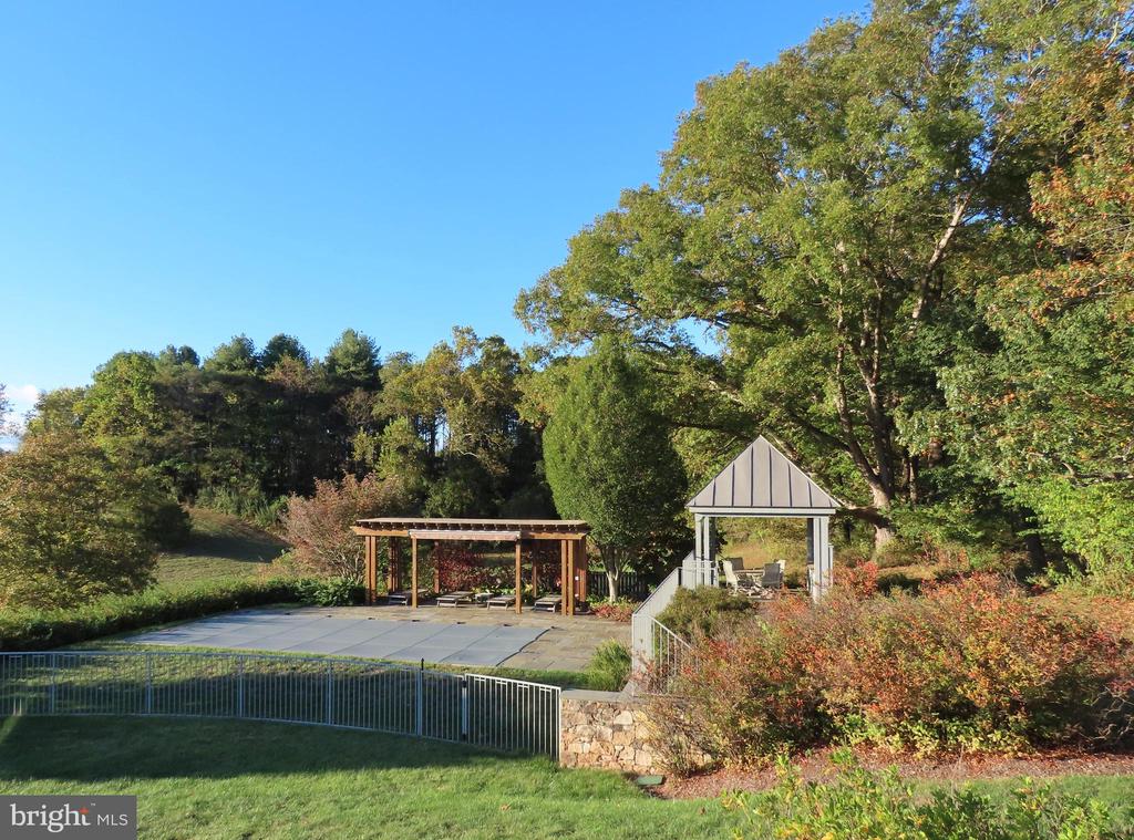 643 RICHMOND RD, AMISSVILLE, Virginia 20106, 3 Bedrooms Bedrooms, ,2 BathroomsBathrooms,Residential,14,643 RICHMOND RD,VARP2002496 MLS # VARP2002496