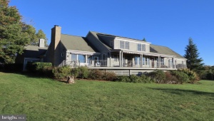 643 RICHMOND RD AMISSVILLE Virginia 20106