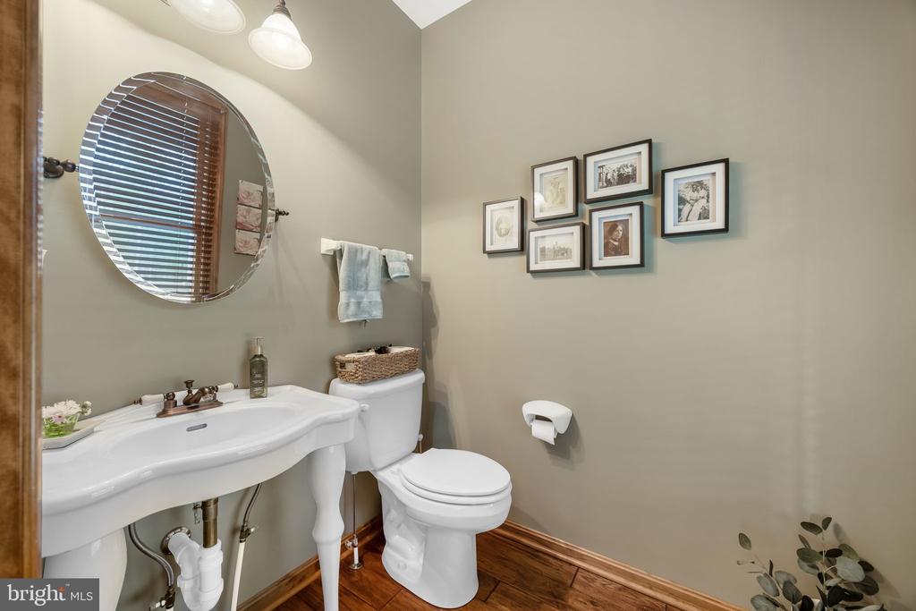 6657 LAWYERS RD, SPOTSYLVANIA, Virginia 22551, 5 Bedrooms Bedrooms, ,4 BathroomsBathrooms,Residential,14,6657 LAWYERS RD,VASP2040416 MLS # VASP2040416