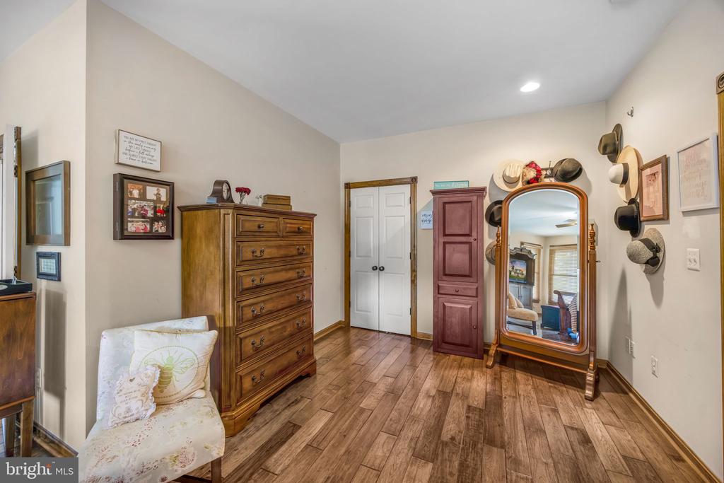 6657 LAWYERS RD, SPOTSYLVANIA, Virginia 22551, 5 Bedrooms Bedrooms, ,4 BathroomsBathrooms,Residential,14,6657 LAWYERS RD,VASP2040416 MLS # VASP2040416