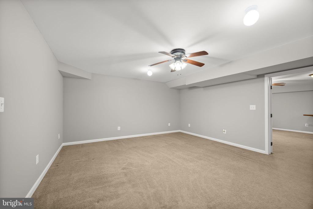 6657 LAWYERS RD, SPOTSYLVANIA, Virginia 22551, 5 Bedrooms Bedrooms, ,4 BathroomsBathrooms,Residential,14,6657 LAWYERS RD,VASP2040416 MLS # VASP2040416
