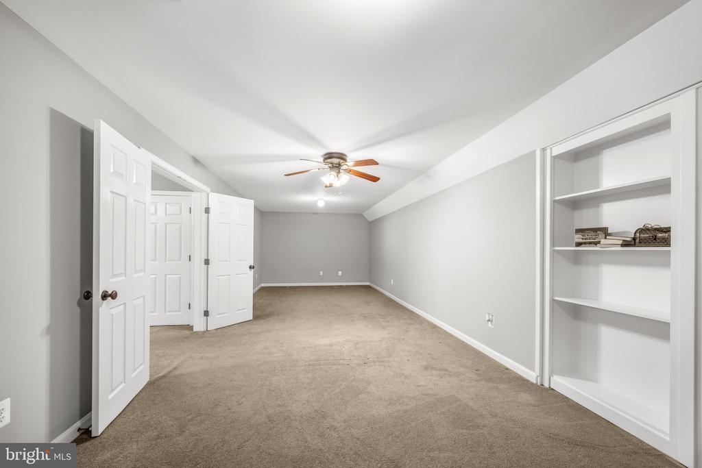 6657 LAWYERS RD, SPOTSYLVANIA, Virginia 22551, 5 Bedrooms Bedrooms, ,4 BathroomsBathrooms,Residential,14,6657 LAWYERS RD,VASP2040416 MLS # VASP2040416