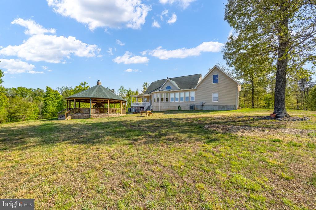 6657 LAWYERS RD, SPOTSYLVANIA, Virginia 22551, 5 Bedrooms Bedrooms, ,4 BathroomsBathrooms,Residential,14,6657 LAWYERS RD,VASP2040416 MLS # VASP2040416