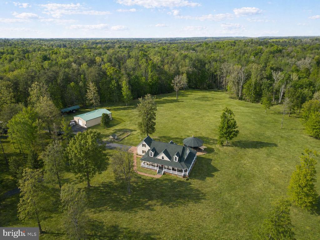 6657 LAWYERS RD, SPOTSYLVANIA, Virginia 22551, 5 Bedrooms Bedrooms, ,4 BathroomsBathrooms,Residential,14,6657 LAWYERS RD,VASP2040416 MLS # VASP2040416
