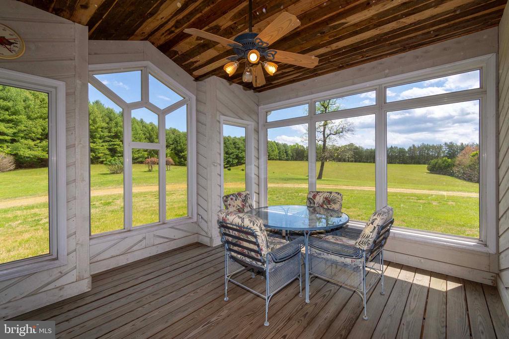6000 HALEYS MILL RD, SPOTSYLVANIA, Virginia 22551, 3 Bedrooms Bedrooms, ,2 BathroomsBathrooms,Residential,14,6000 HALEYS MILL RD,VASP2041068 MLS # VASP2041068