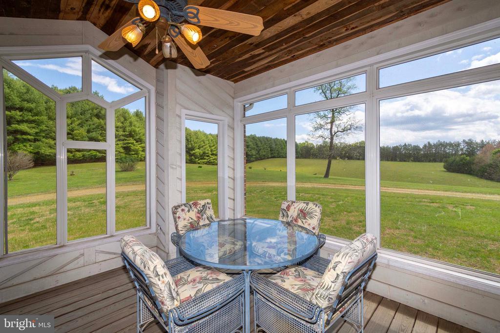 6000 HALEYS MILL RD, SPOTSYLVANIA, Virginia 22551, 3 Bedrooms Bedrooms, ,2 BathroomsBathrooms,Residential,14,6000 HALEYS MILL RD,VASP2041068 MLS # VASP2041068