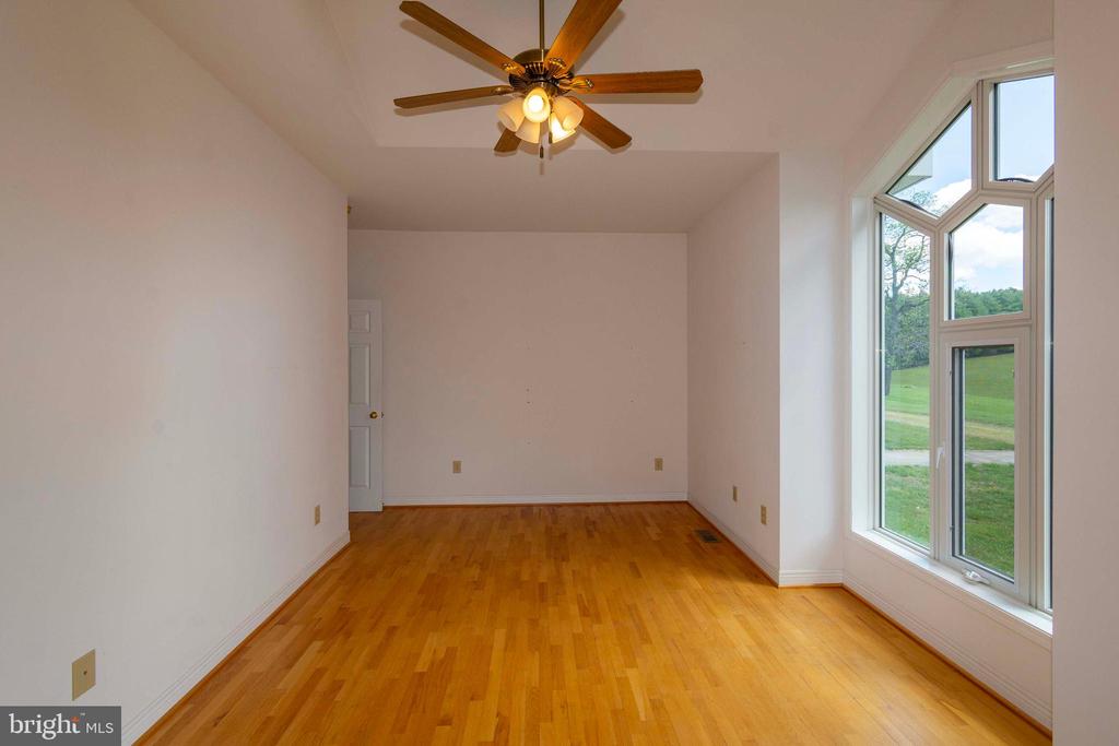6000 HALEYS MILL RD, SPOTSYLVANIA, Virginia 22551, 3 Bedrooms Bedrooms, ,2 BathroomsBathrooms,Residential,14,6000 HALEYS MILL RD,VASP2041068 MLS # VASP2041068