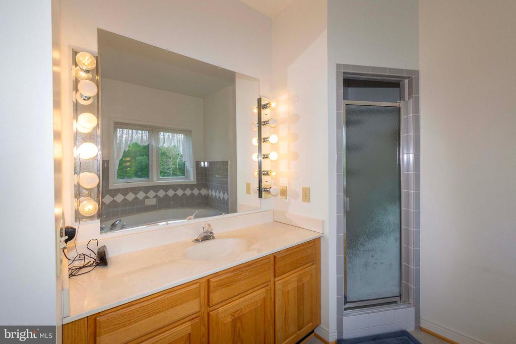 6000 HALEYS MILL RD, SPOTSYLVANIA, Virginia 22551, 3 Bedrooms Bedrooms, ,2 BathroomsBathrooms,Residential,14,6000 HALEYS MILL RD,VASP2041068 MLS # VASP2041068