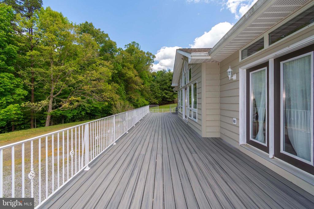 6000 HALEYS MILL RD, SPOTSYLVANIA, Virginia 22551, 3 Bedrooms Bedrooms, ,2 BathroomsBathrooms,Residential,14,6000 HALEYS MILL RD,VASP2041068 MLS # VASP2041068