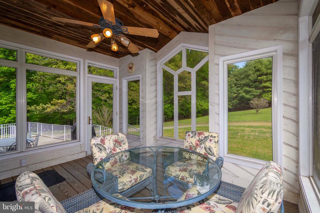 6000 HALEYS MILL RD, SPOTSYLVANIA, Virginia 22551, 3 Bedrooms Bedrooms, ,2 BathroomsBathrooms,Residential,14,6000 HALEYS MILL RD,VASP2041068 MLS # VASP2041068