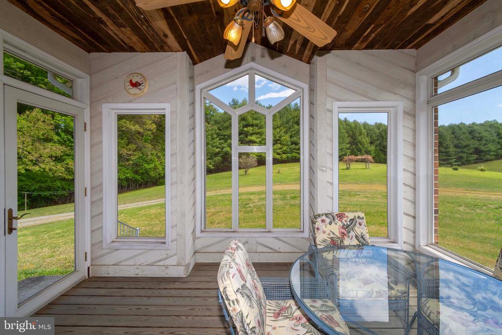 6000 HALEYS MILL RD, SPOTSYLVANIA, Virginia 22551, 3 Bedrooms Bedrooms, ,2 BathroomsBathrooms,Residential,14,6000 HALEYS MILL RD,VASP2041074 MLS # VASP2041074