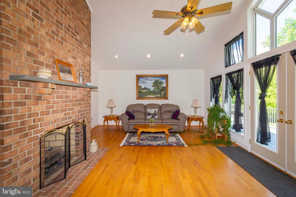 6000 HALEYS MILL RD, SPOTSYLVANIA, Virginia 22551, 3 Bedrooms Bedrooms, ,2 BathroomsBathrooms,Residential,14,6000 HALEYS MILL RD,VASP2041074 MLS # VASP2041074