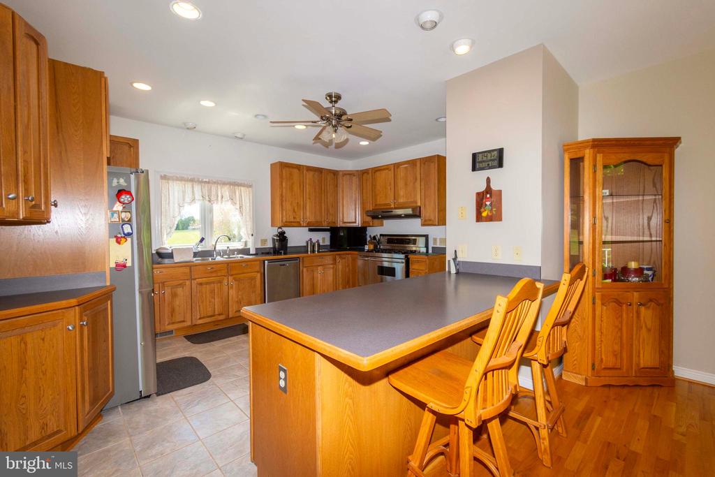 6000 HALEYS MILL RD, SPOTSYLVANIA, Virginia 22551, 3 Bedrooms Bedrooms, ,2 BathroomsBathrooms,Residential,14,6000 HALEYS MILL RD,VASP2041074 MLS # VASP2041074