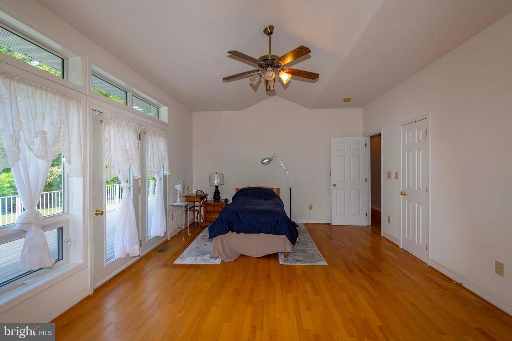 6000 HALEYS MILL RD, SPOTSYLVANIA, Virginia 22551, 3 Bedrooms Bedrooms, ,2 BathroomsBathrooms,Residential,14,6000 HALEYS MILL RD,VASP2041074 MLS # VASP2041074