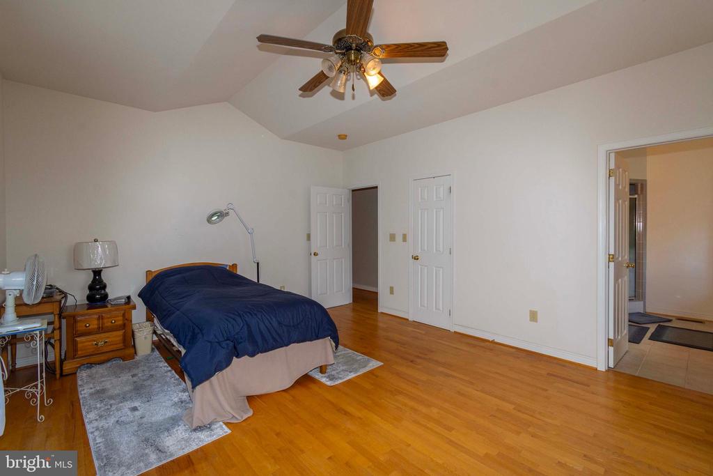 6000 HALEYS MILL RD, SPOTSYLVANIA, Virginia 22551, 3 Bedrooms Bedrooms, ,2 BathroomsBathrooms,Residential,14,6000 HALEYS MILL RD,VASP2041074 MLS # VASP2041074