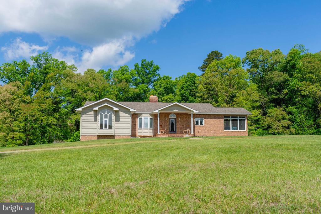 6000 HALEYS MILL RD, SPOTSYLVANIA, Virginia 22551, 3 Bedrooms Bedrooms, ,2 BathroomsBathrooms,Residential,14,6000 HALEYS MILL RD,VASP2041074 MLS # VASP2041074