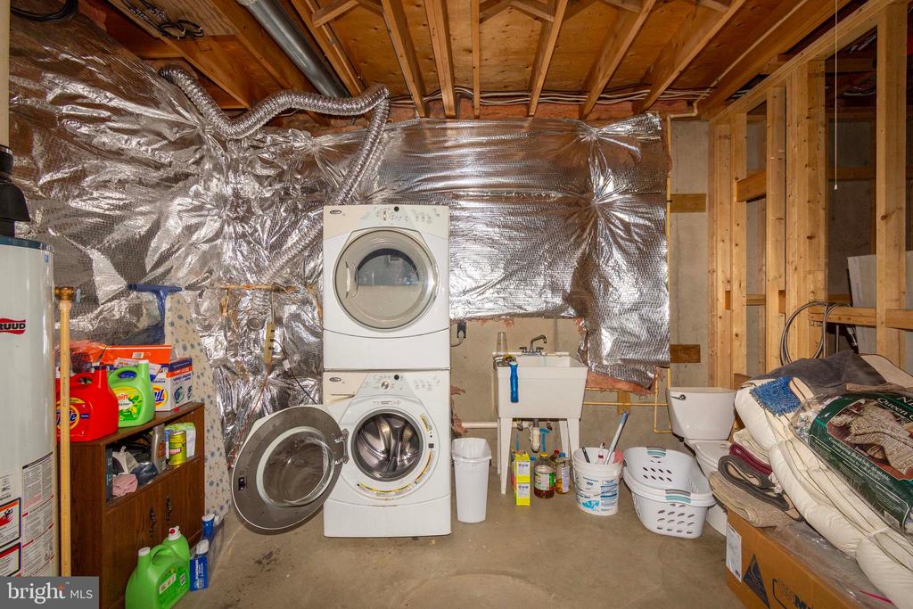 6000 HALEYS MILL RD, SPOTSYLVANIA, Virginia 22551, 3 Bedrooms Bedrooms, ,2 BathroomsBathrooms,Residential,14,6000 HALEYS MILL RD,VASP2041074 MLS # VASP2041074