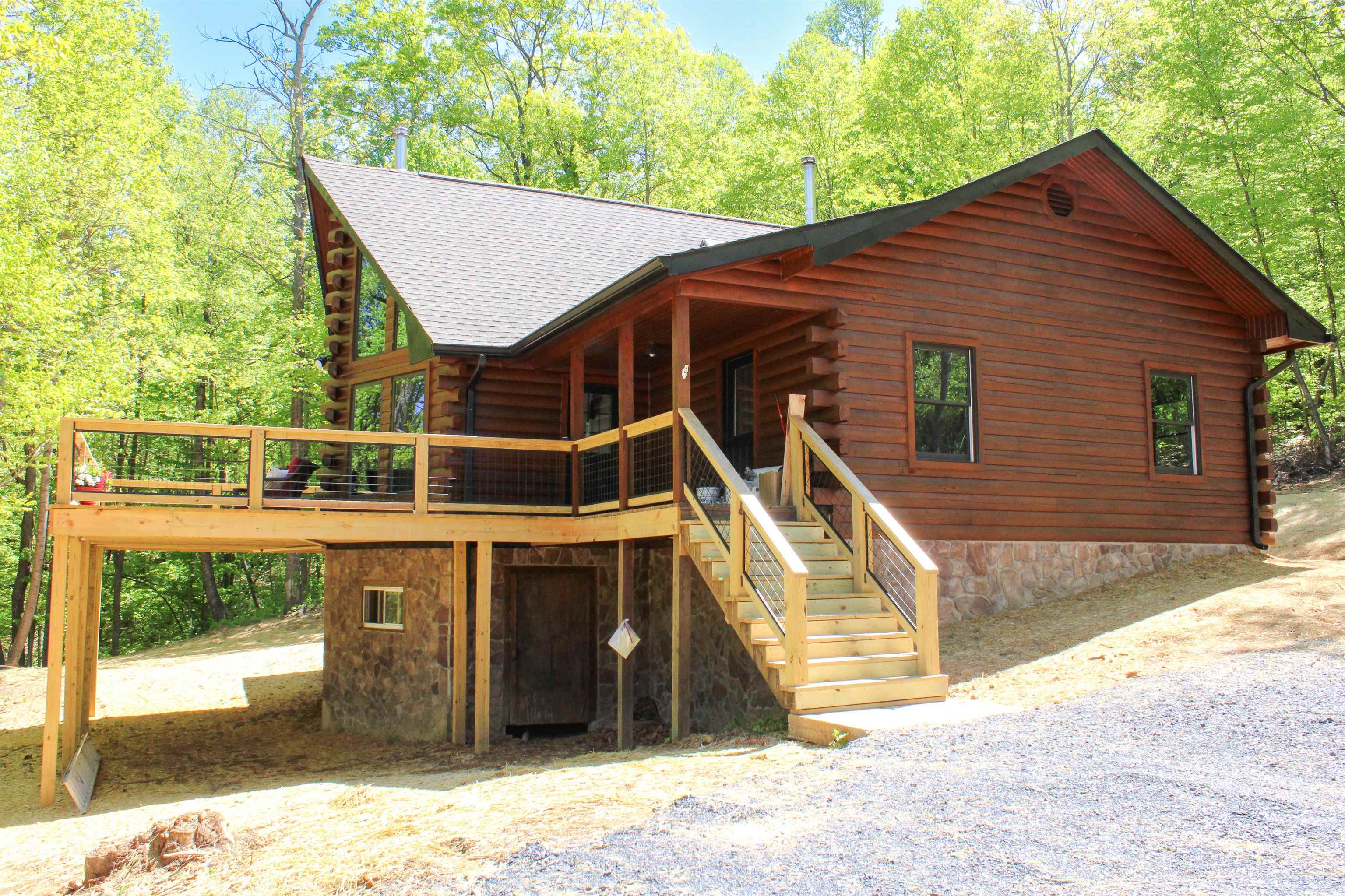 910 LOVE RD, LYNDHURST, Virginia 22952, 4 Bedrooms Bedrooms, ,3 BathroomsBathrooms,Residential,14,910 LOVE RD,676626 MLS # 676626