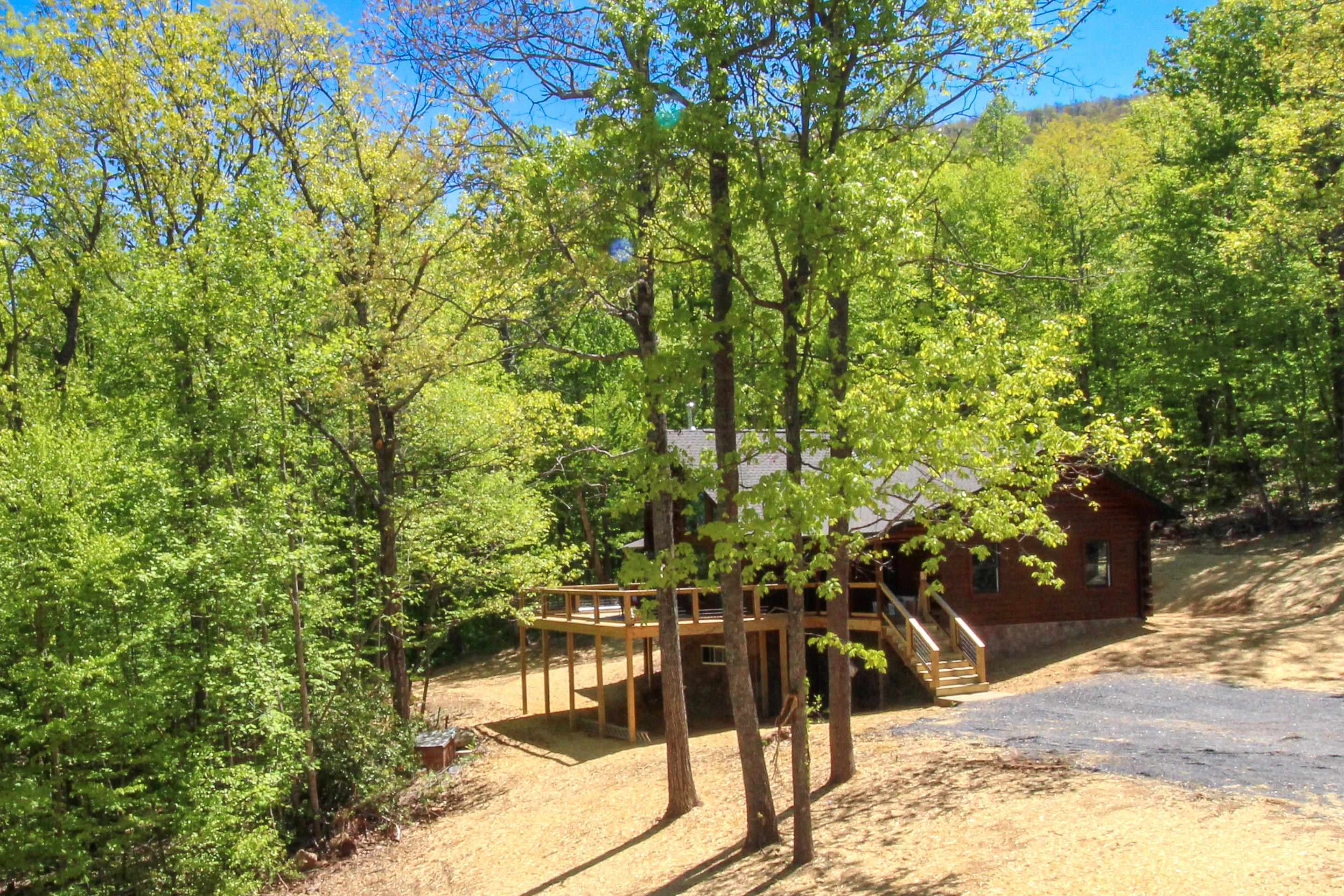 910 LOVE RD, LYNDHURST, Virginia 22952, 4 Bedrooms Bedrooms, ,3 BathroomsBathrooms,Residential,14,910 LOVE RD,676626 MLS # 676626