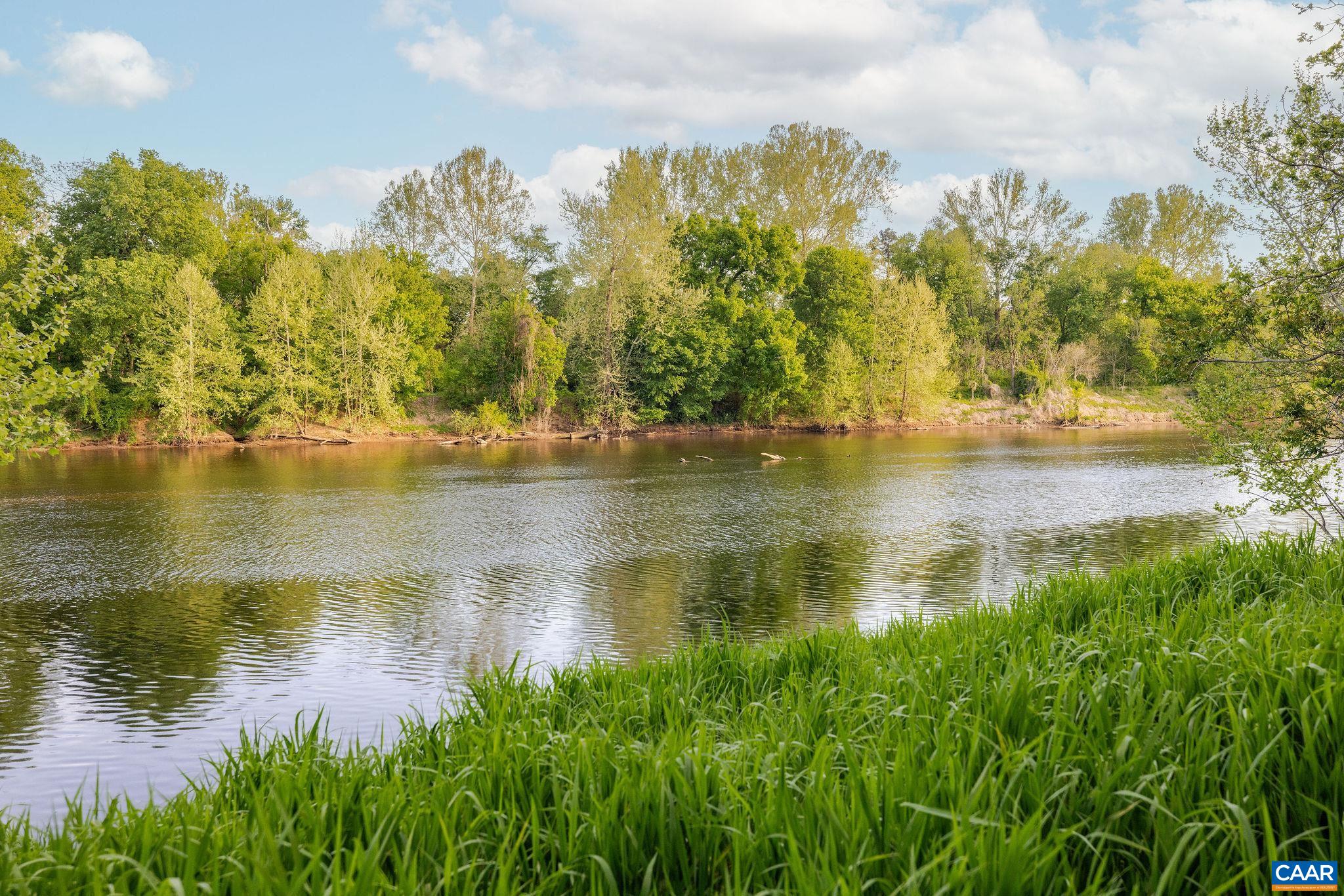 137 acres JAMES RIVER RD, HOWARDSVILLE, Virginia 24562, ,Farm,14,137 acres JAMES RIVER RD,676506 MLS # 676506