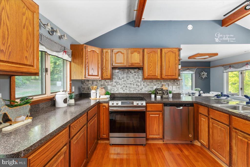 146 LIZZIE MILLS RD, CASTLETON, Virginia 22716, 3 Bedrooms Bedrooms, ,2 BathroomsBathrooms,Residential,14,146 LIZZIE MILLS RD,VARP2002580 MLS # VARP2002580 146 LIZZIE MILLS RD, CASTLETON, Virginia 22716, 3 Bedrooms Bedrooms, ,2 BathroomsBathrooms,Residential,14,146 LIZZIE MILLS RD,VARP2002580 MLS # VARP2002580