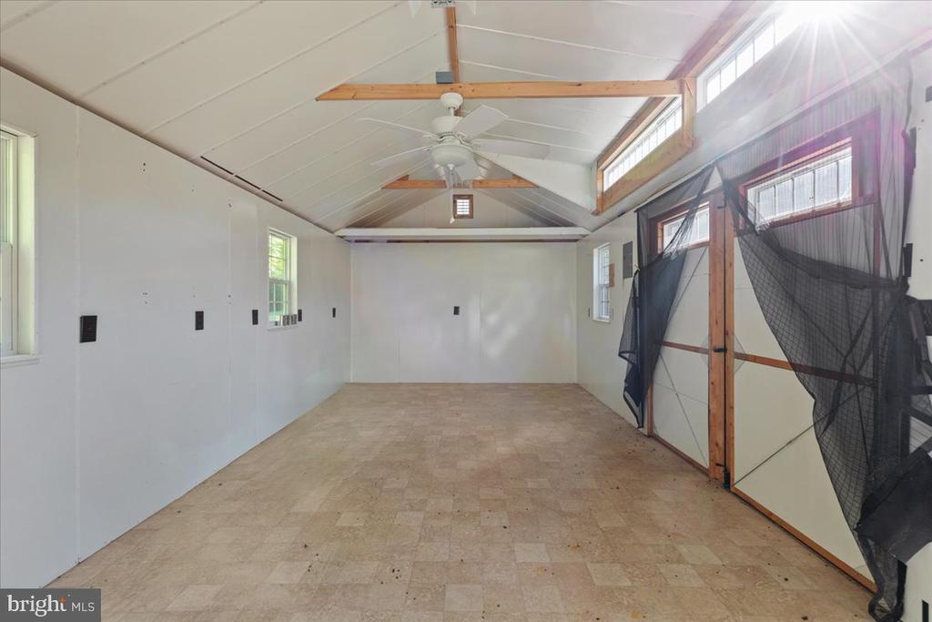 146 LIZZIE MILLS RD, CASTLETON, Virginia 22716, 3 Bedrooms Bedrooms, ,2 BathroomsBathrooms,Residential,14,146 LIZZIE MILLS RD,VARP2002580 MLS # VARP2002580 146 LIZZIE MILLS RD, CASTLETON, Virginia 22716, 3 Bedrooms Bedrooms, ,2 BathroomsBathrooms,Residential,14,146 LIZZIE MILLS RD,VARP2002580 MLS # VARP2002580