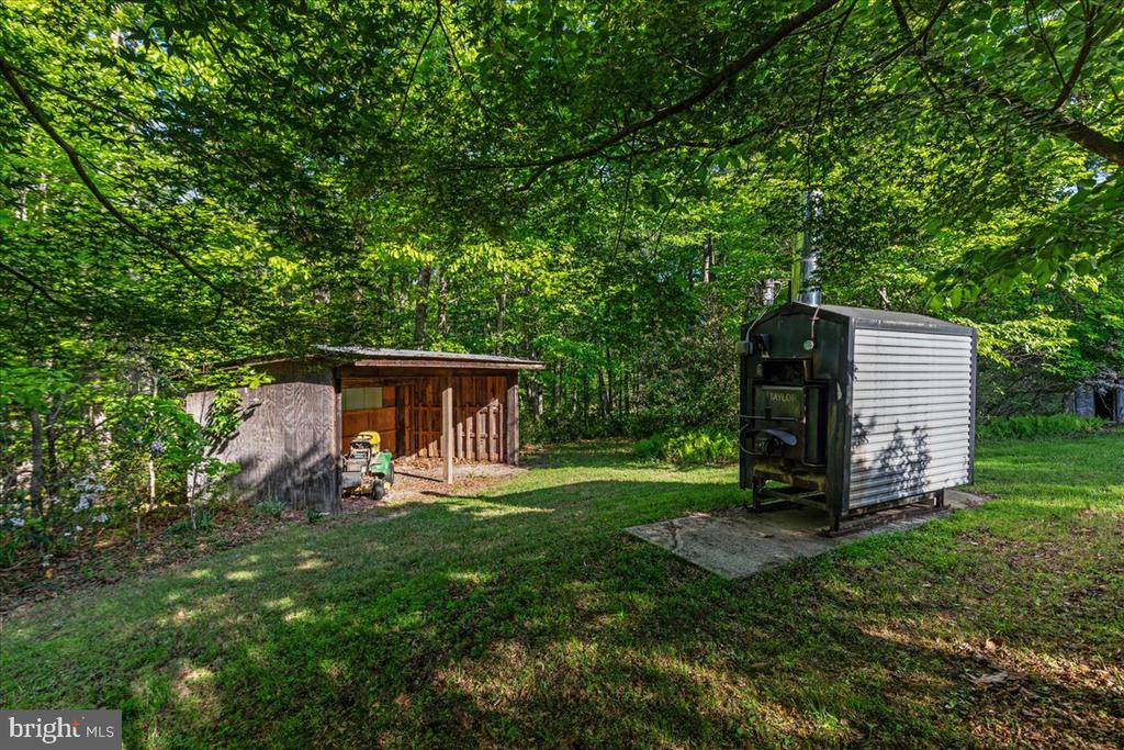146 LIZZIE MILLS RD, CASTLETON, Virginia 22716, 3 Bedrooms Bedrooms, ,2 BathroomsBathrooms,Residential,14,146 LIZZIE MILLS RD,VARP2002580 MLS # VARP2002580 146 LIZZIE MILLS RD, CASTLETON, Virginia 22716, 3 Bedrooms Bedrooms, ,2 BathroomsBathrooms,Residential,14,146 LIZZIE MILLS RD,VARP2002580 MLS # VARP2002580