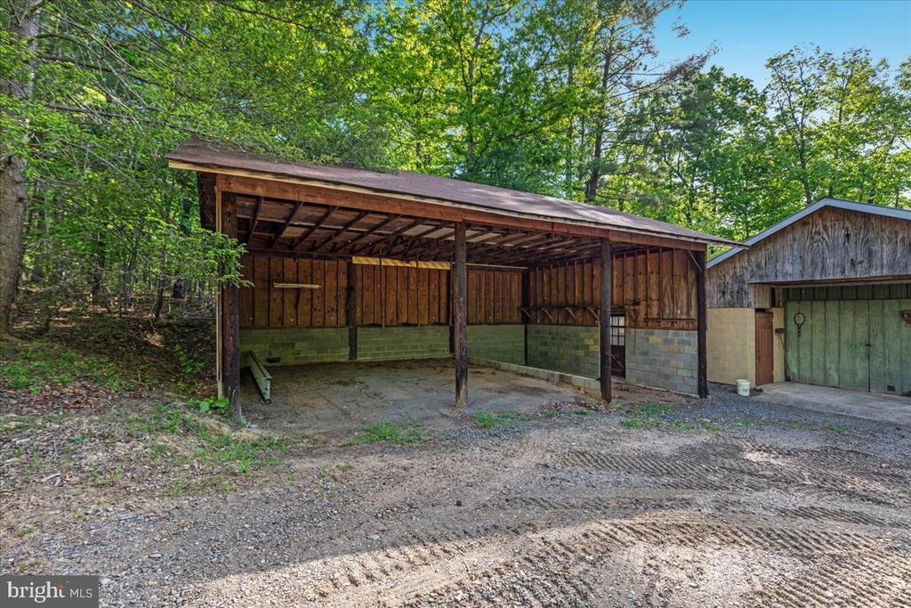 146 LIZZIE MILLS RD, CASTLETON, Virginia 22716, 3 Bedrooms Bedrooms, ,2 BathroomsBathrooms,Residential,14,146 LIZZIE MILLS RD,VARP2002580 MLS # VARP2002580 146 LIZZIE MILLS RD, CASTLETON, Virginia 22716, 3 Bedrooms Bedrooms, ,2 BathroomsBathrooms,Residential,14,146 LIZZIE MILLS RD,VARP2002580 MLS # VARP2002580