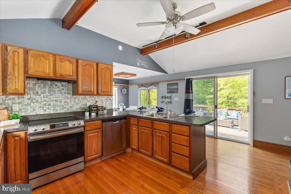 146 LIZZIE MILLS RD, CASTLETON, Virginia 22716, 3 Bedrooms Bedrooms, ,2 BathroomsBathrooms,Residential,14,146 LIZZIE MILLS RD,VARP2002580 MLS # VARP2002580 146 LIZZIE MILLS RD, CASTLETON, Virginia 22716, 3 Bedrooms Bedrooms, ,2 BathroomsBathrooms,Residential,14,146 LIZZIE MILLS RD,VARP2002580 MLS # VARP2002580