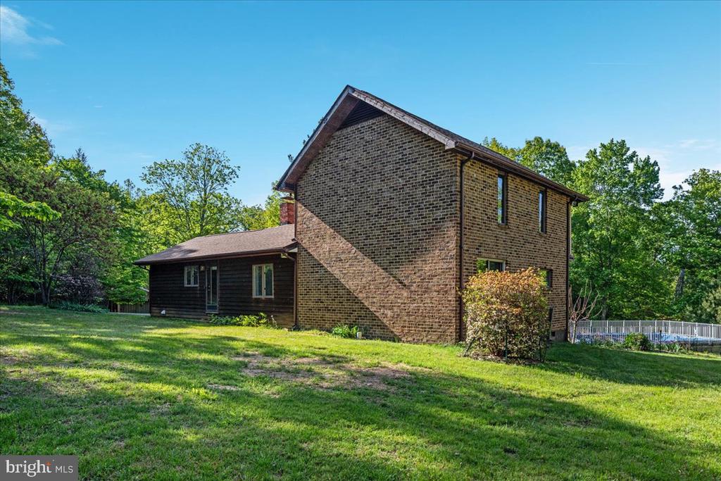 146 LIZZIE MILLS RD, CASTLETON, Virginia 22716, 3 Bedrooms Bedrooms, ,2 BathroomsBathrooms,Residential,14,146 LIZZIE MILLS RD,VARP2002580 MLS # VARP2002580 146 LIZZIE MILLS RD, CASTLETON, Virginia 22716, 3 Bedrooms Bedrooms, ,2 BathroomsBathrooms,Residential,14,146 LIZZIE MILLS RD,VARP2002580 MLS # VARP2002580