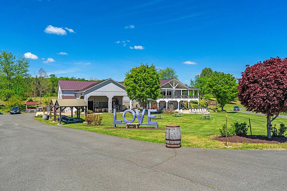 43 NARMADA LN, AMISSVILLE, Virginia 20106, ,4 BathroomsBathrooms,Residential,14,43 NARMADA LN,VARP2002638 MLS # VARP2002638