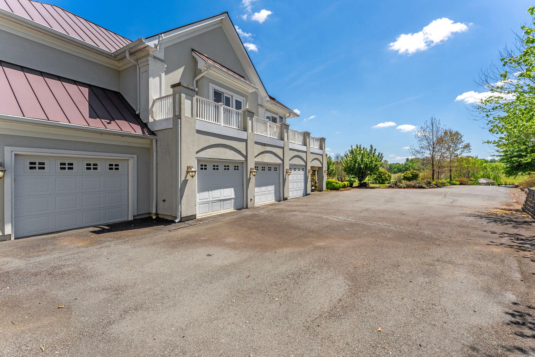 80 NARMADA LN, AMISSVILLE, Virginia 20106, 4 Bedrooms Bedrooms, ,4 BathroomsBathrooms,Residential,14,80 NARMADA LN,VARP2002640 MLS # VARP2002640